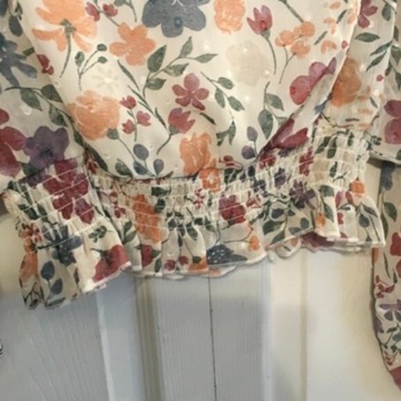 Lily Rose Long Sleeve Floral Crop Top - Picture 3 of 6